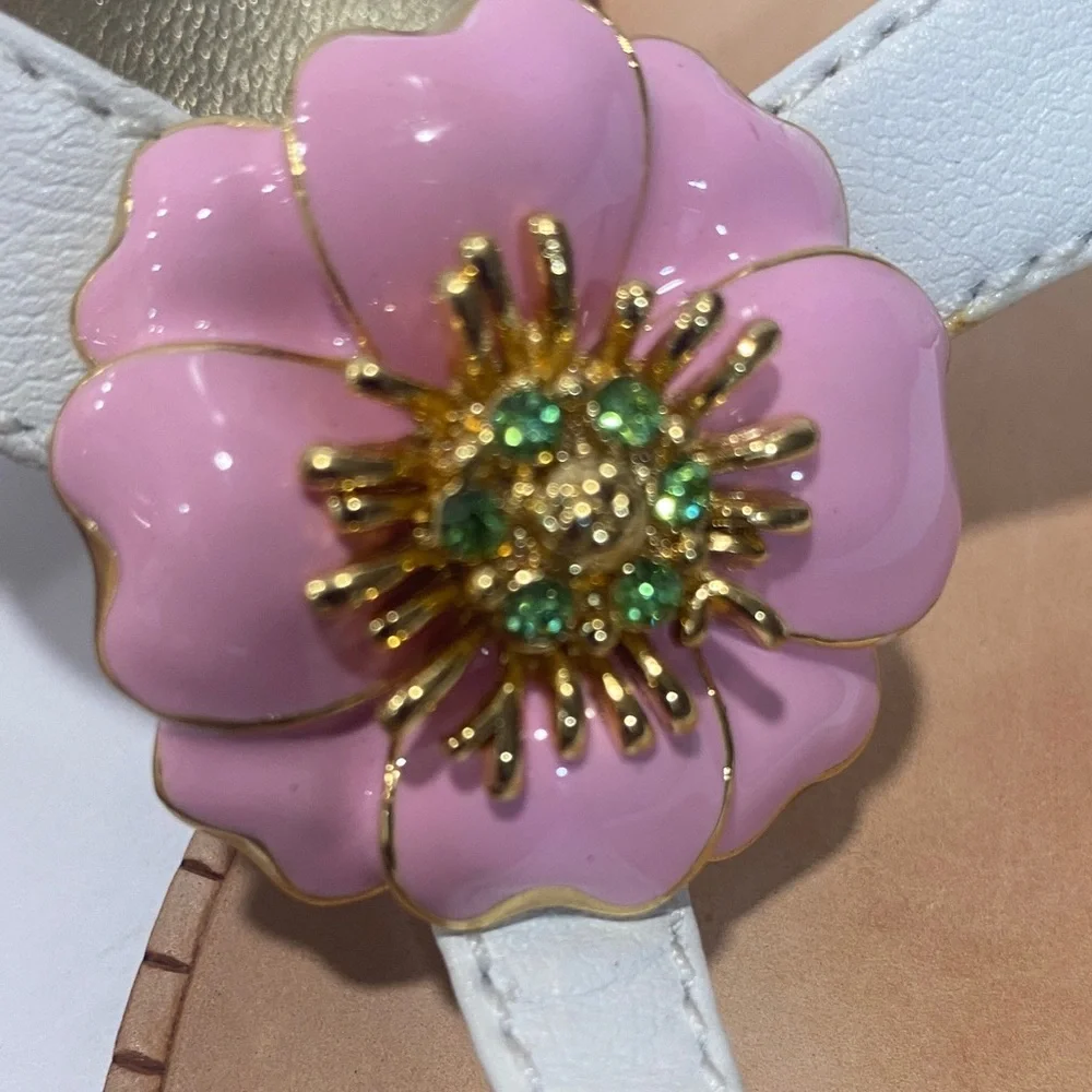 Lilly Pulitzer White Sandals with Pink Floral Accent - Picture 6 of 8